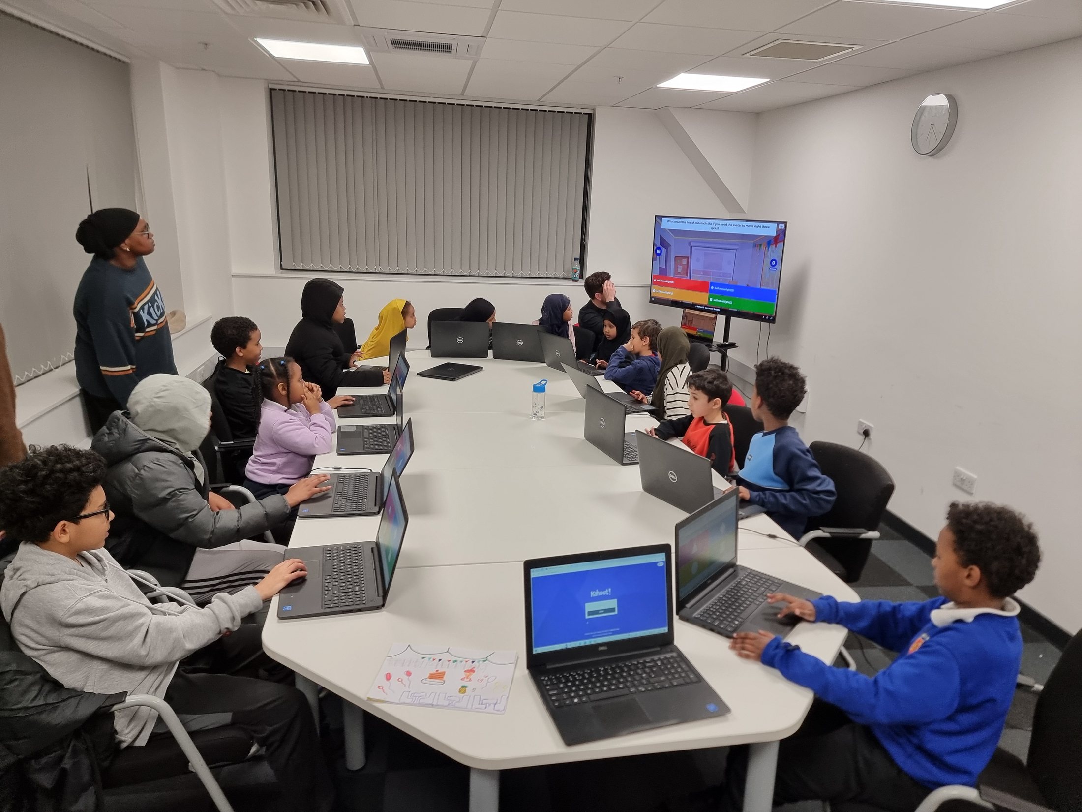 Tuesday Youth Services - Junior ClubCode Club - children at NIC Centre image from 25-02-2025